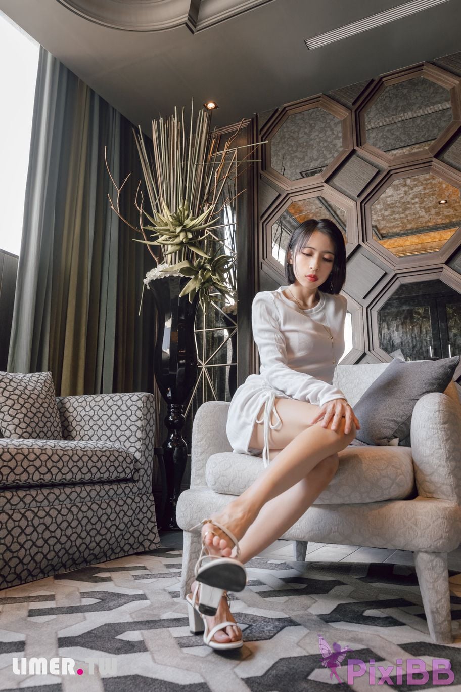 Limerence Original No.103 Snow white and tender skin Zizi winter temptation PixiBB.COM 055