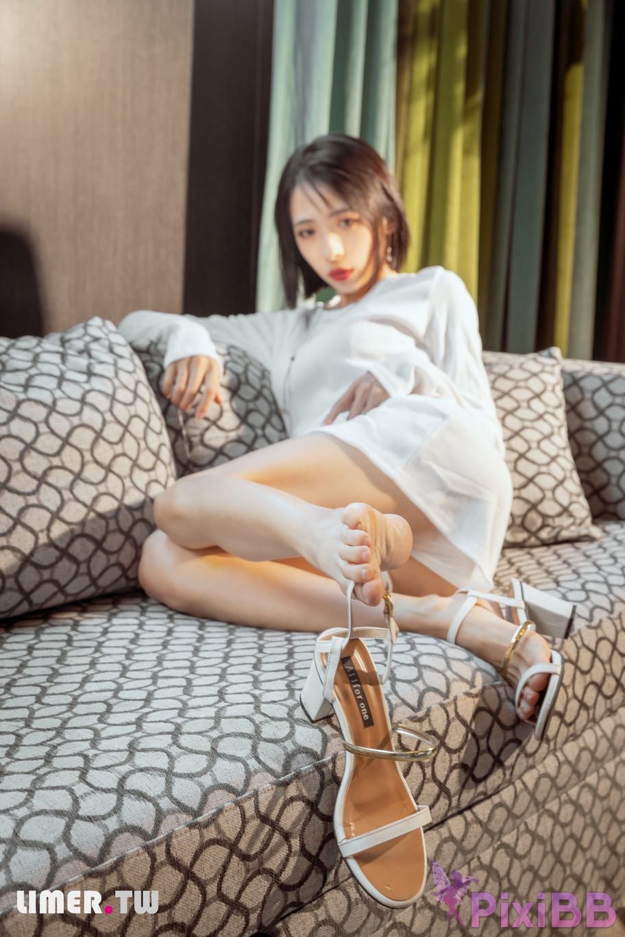 Limerence Original No.103 Snow white and tender skin Zizi winter temptation PixiBB.COM 086