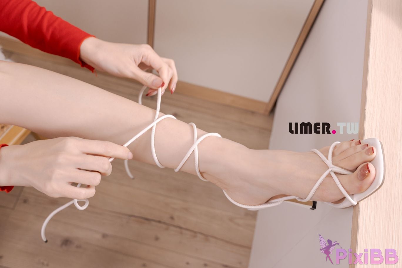 Limerence Original No.100 Yuwei Jalys beautiful feet directly tease you with your face PixiBB.COM 069