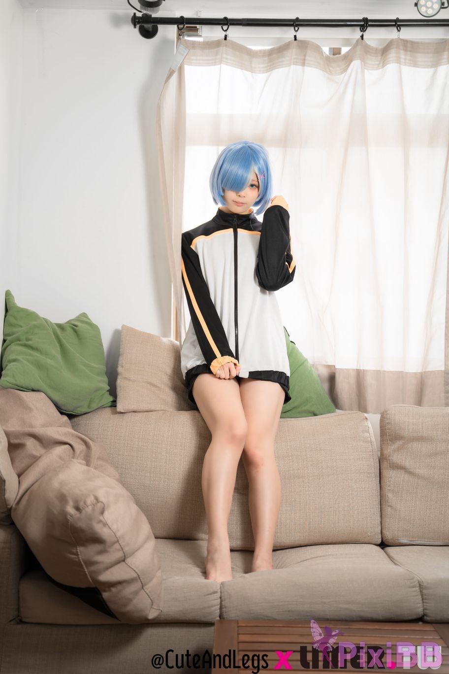 Limerence Original No.099 Rem showed up wearing your coat A r e y o u w a i n g t h d PixiBB.COM 062