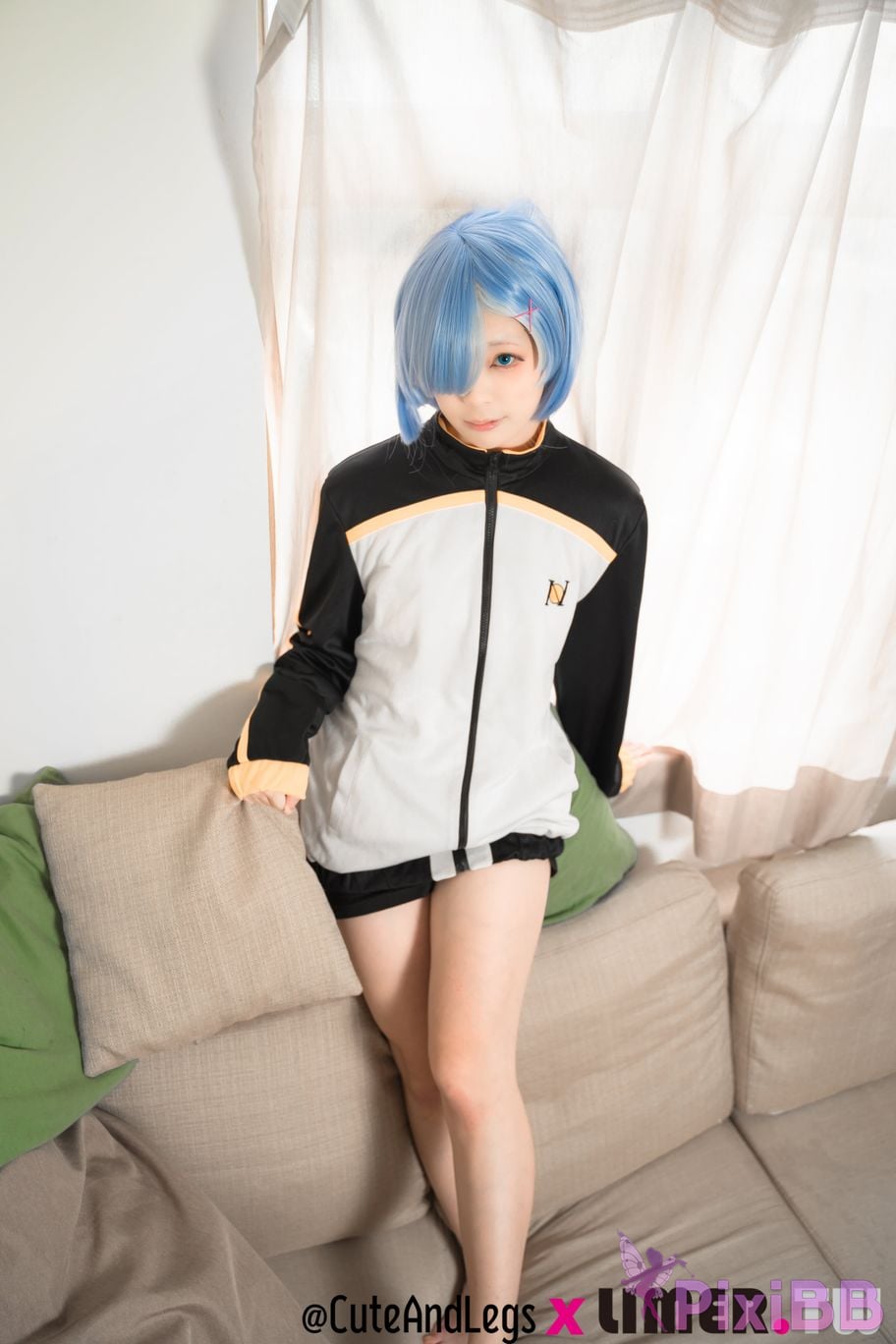 Limerence Original No.099 Rem showed up wearing your coat A r e y o u w a i n g t h d PixiBB.COM 072