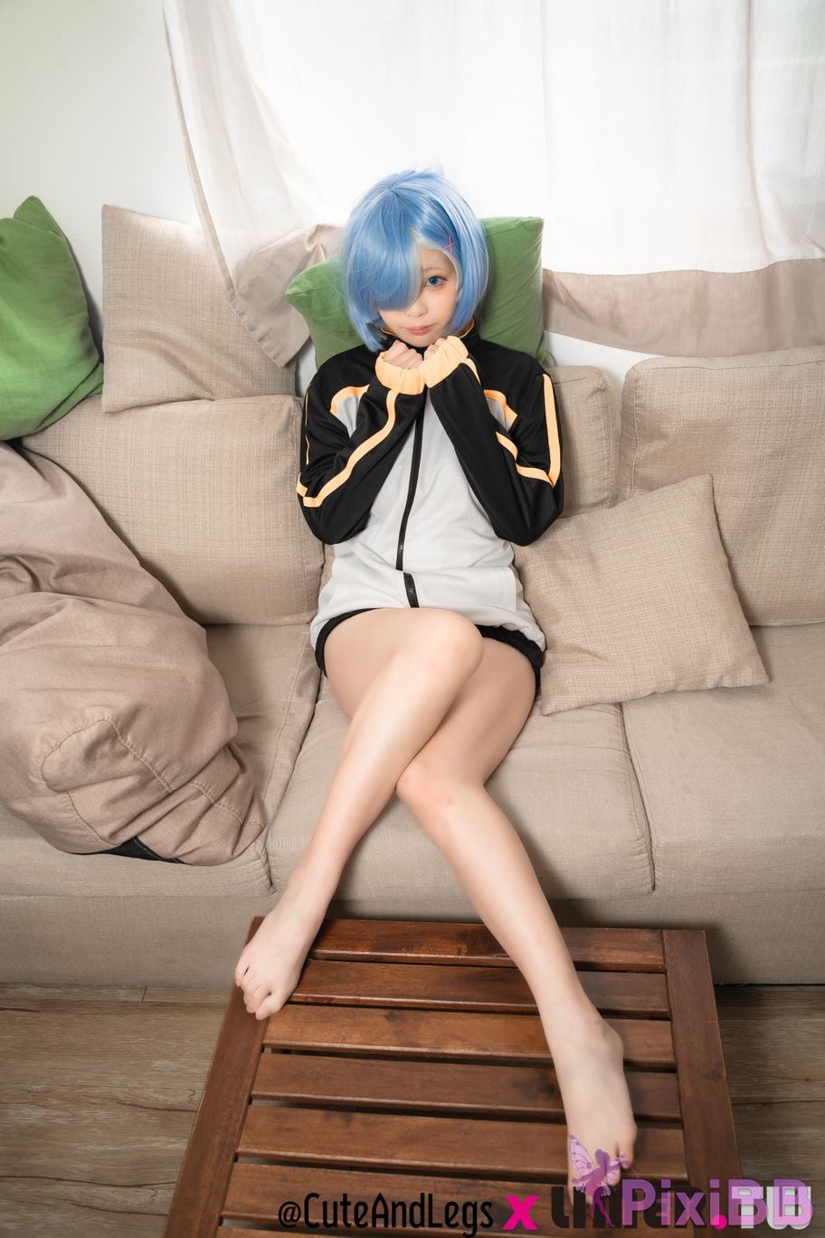 Limerence Original No.099 Rem showed up wearing your coat A r e y o u w a i n g t h d PixiBB.COM 079