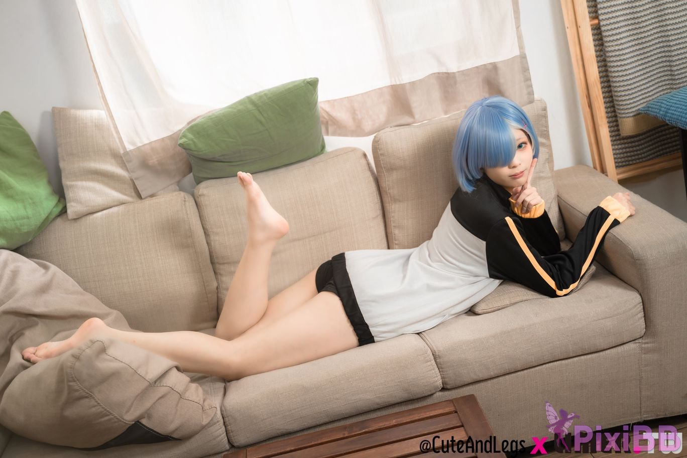 Limerence Original No.099 Rem showed up wearing your coat A r e y o u w a i n g t h d PixiBB.COM 082