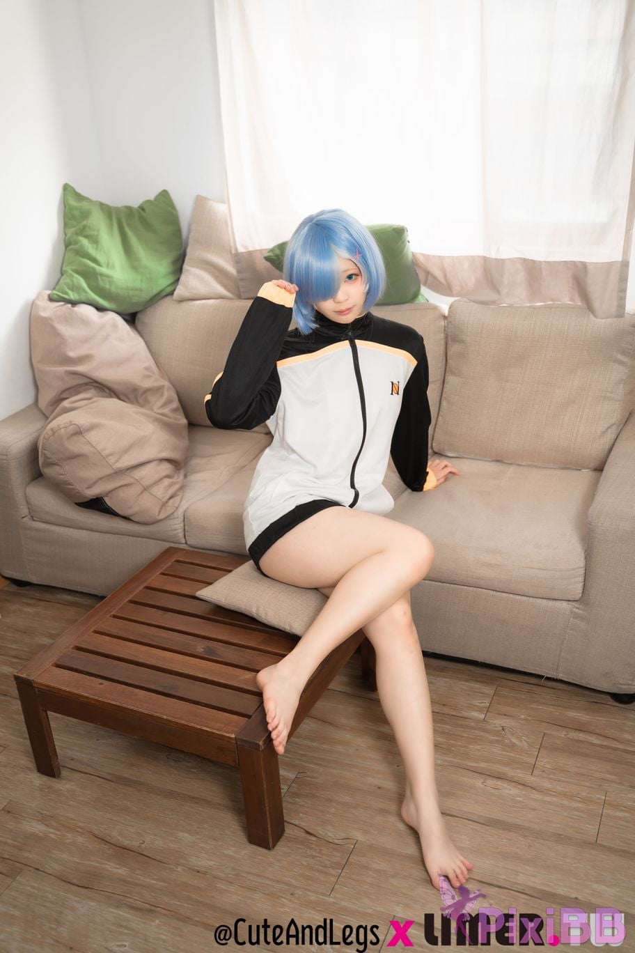 Limerence Original No.099 Rem showed up wearing your coat A r e y o u w a i n g t h d PixiBB.COM 083