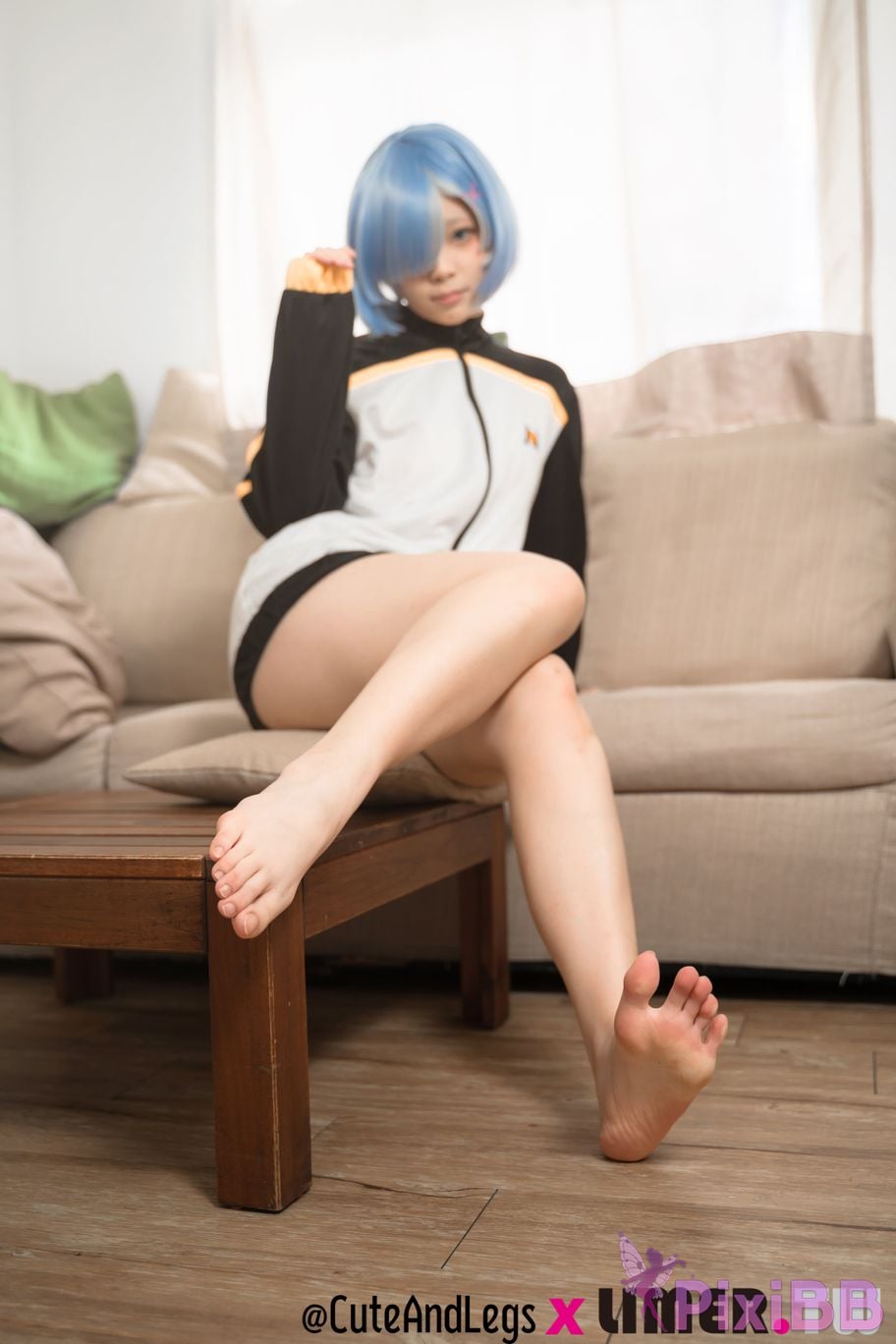 Limerence Original No.099 Rem showed up wearing your coat A r e y o u w a i n g t h d PixiBB.COM 084