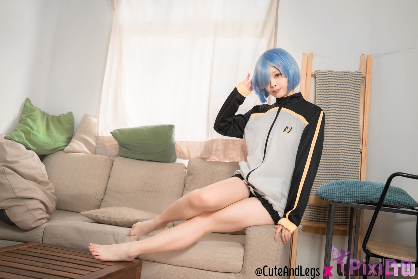 Limerence Original No.099 Rem showed up wearing your coat A r e y o u w a i n g t h d PixiBB.COM 089