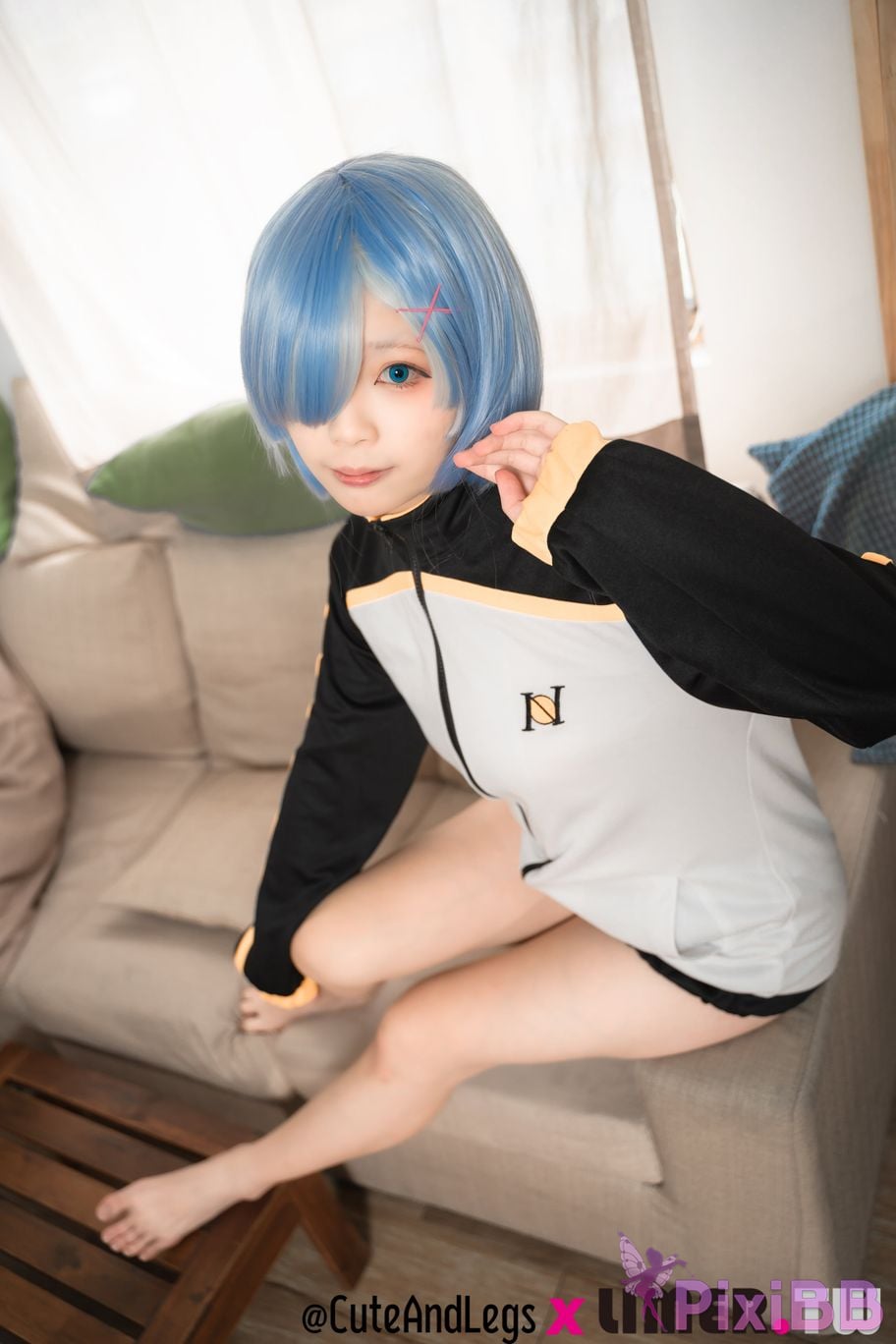 Limerence Original No.099 Rem showed up wearing your coat A r e y o u w a i n g t h d PixiBB.COM 093