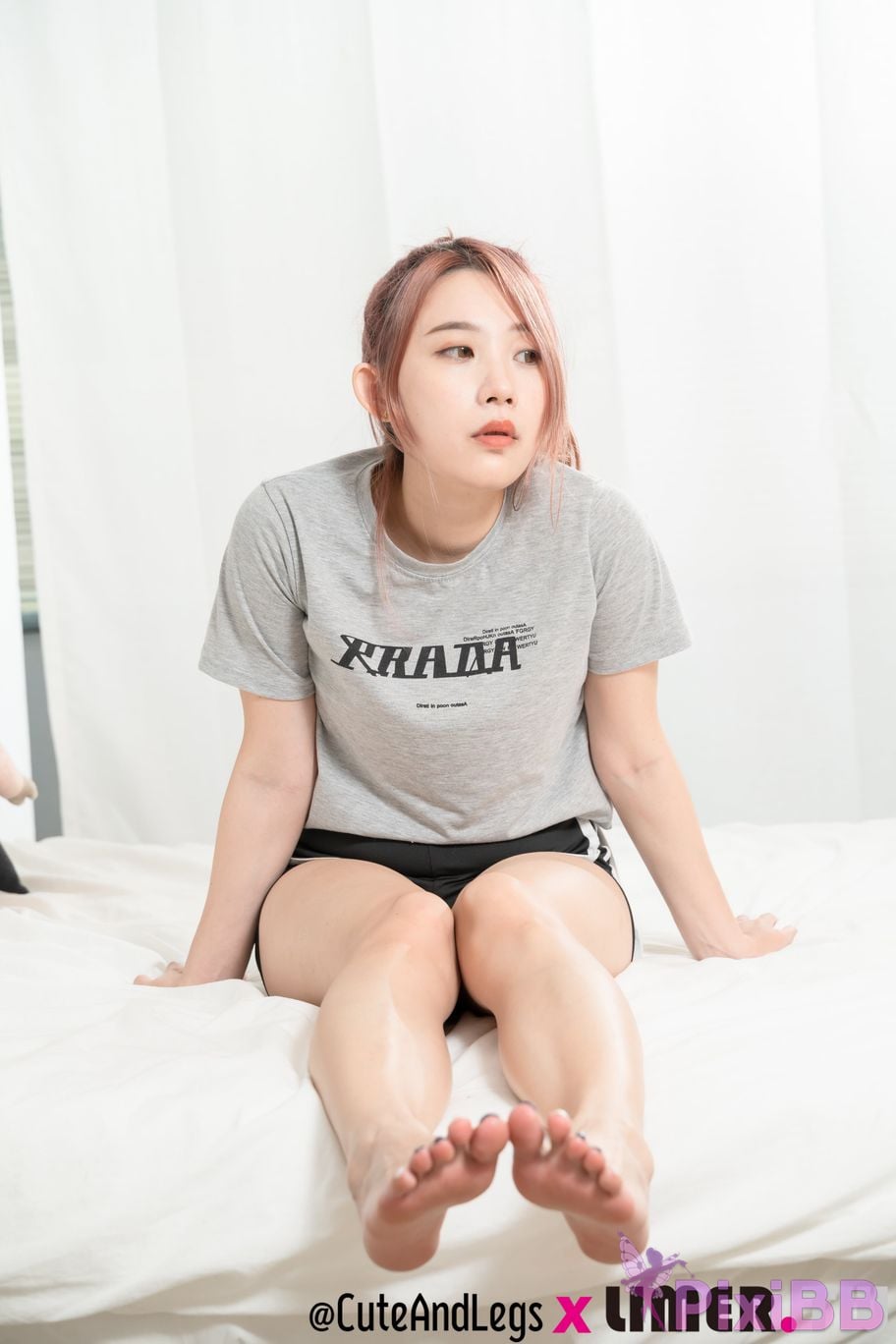 Limerence Original No.096 Shine Truth Pants Special Dangerous Edge Little Pony Shines waist is soft and her bare feet are showing off PixiBB.COM 132