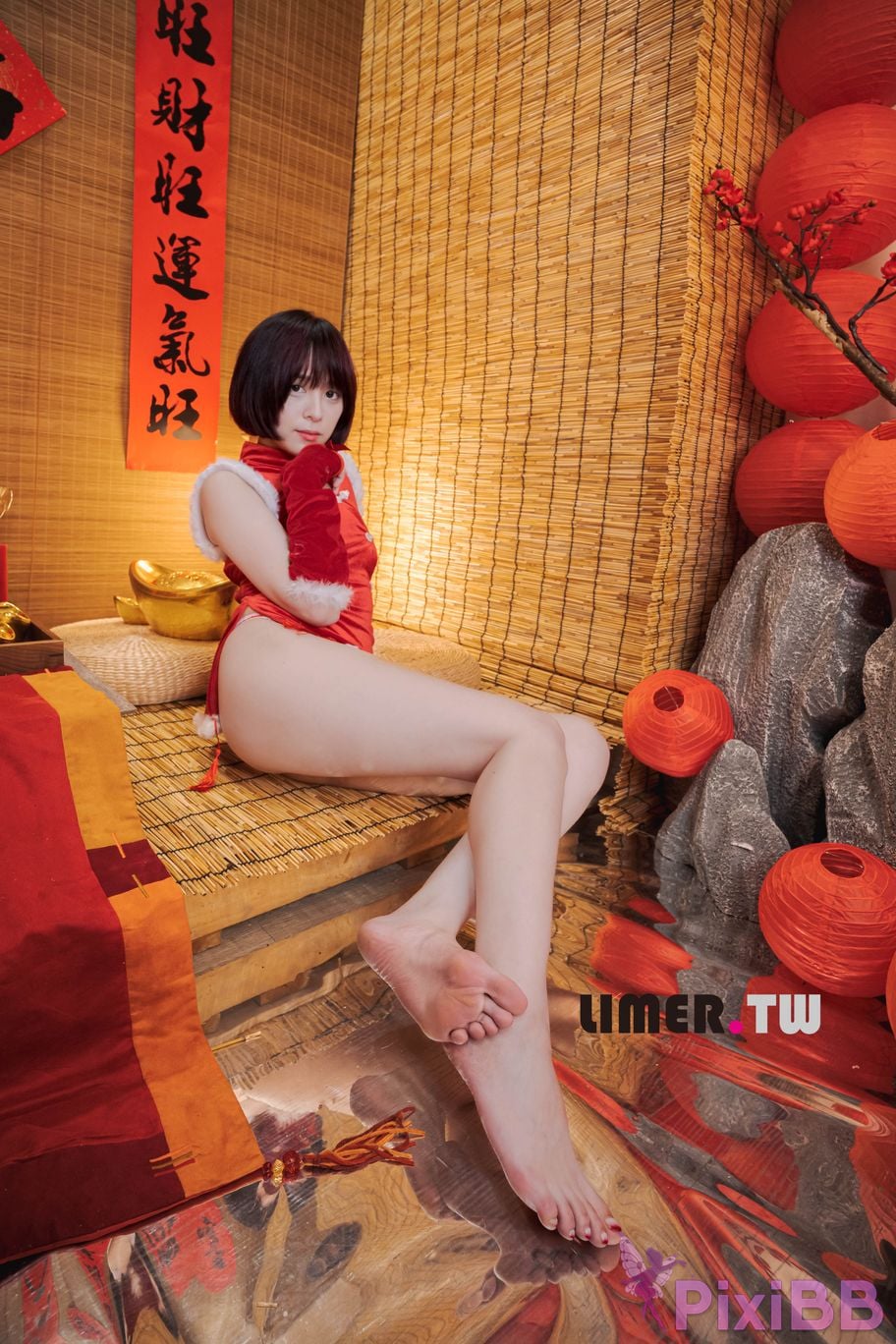 Limerence Original No.094 Yua New Year Special Bare Feet Happy PixiBB.COM 008