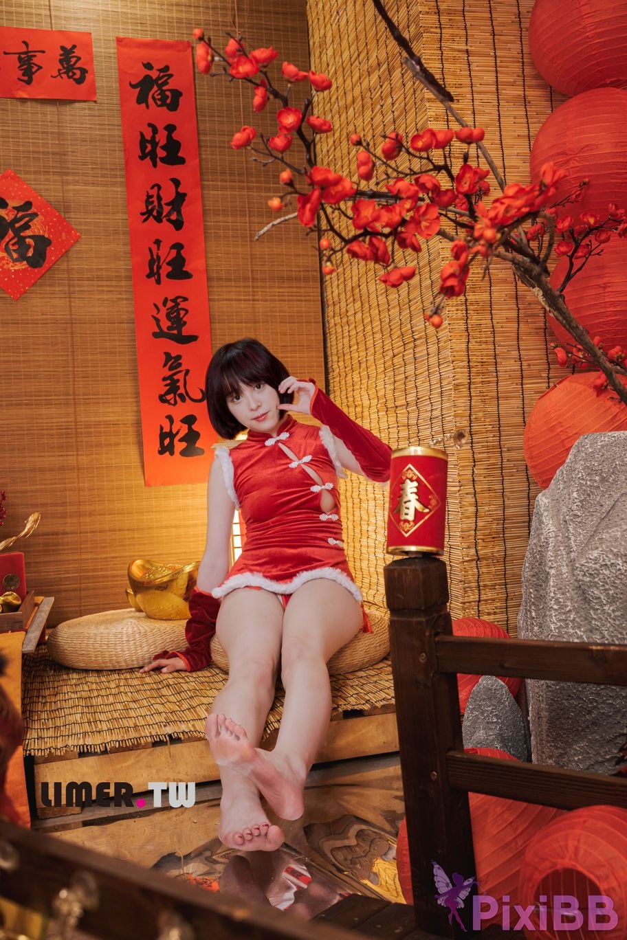 Limerence Original No.094 Yua New Year Special Bare Feet Happy PixiBB.COM 010