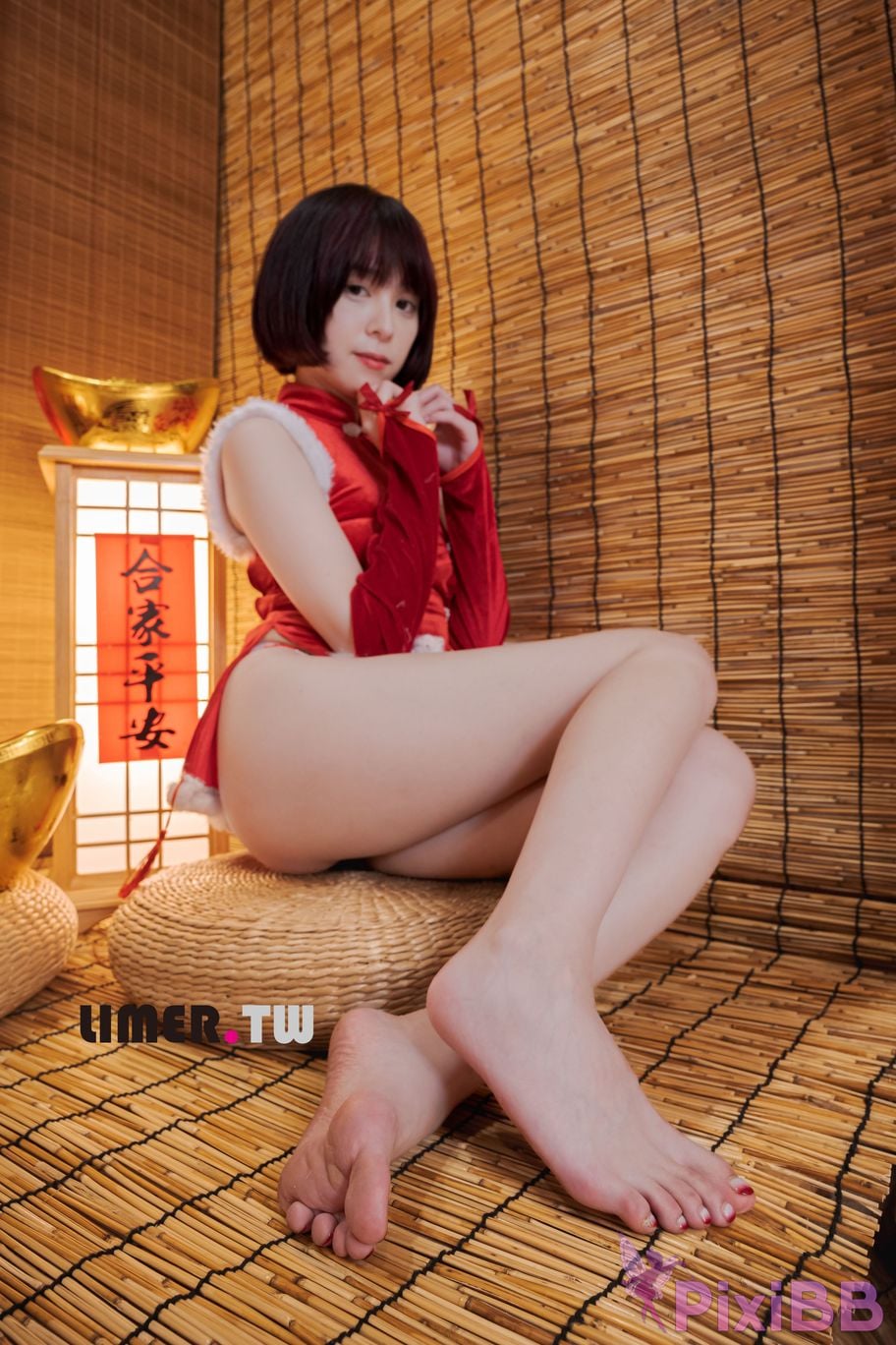 Limerence Original No.094 Yua New Year Special Bare Feet Happy PixiBB.COM 013