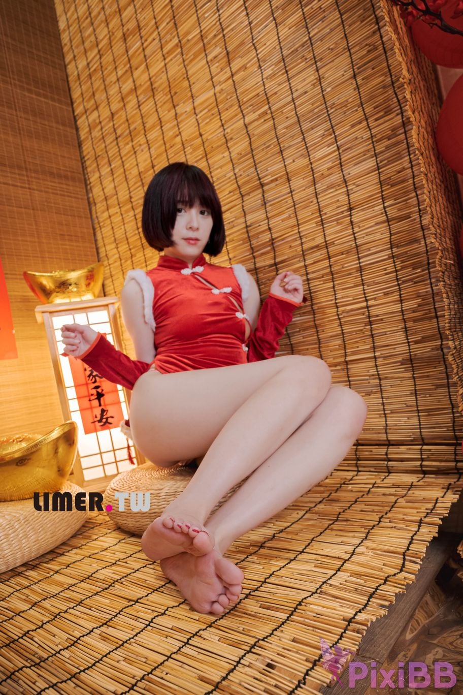 Limerence Original No.094 Yua New Year Special Bare Feet Happy PixiBB.COM 018
