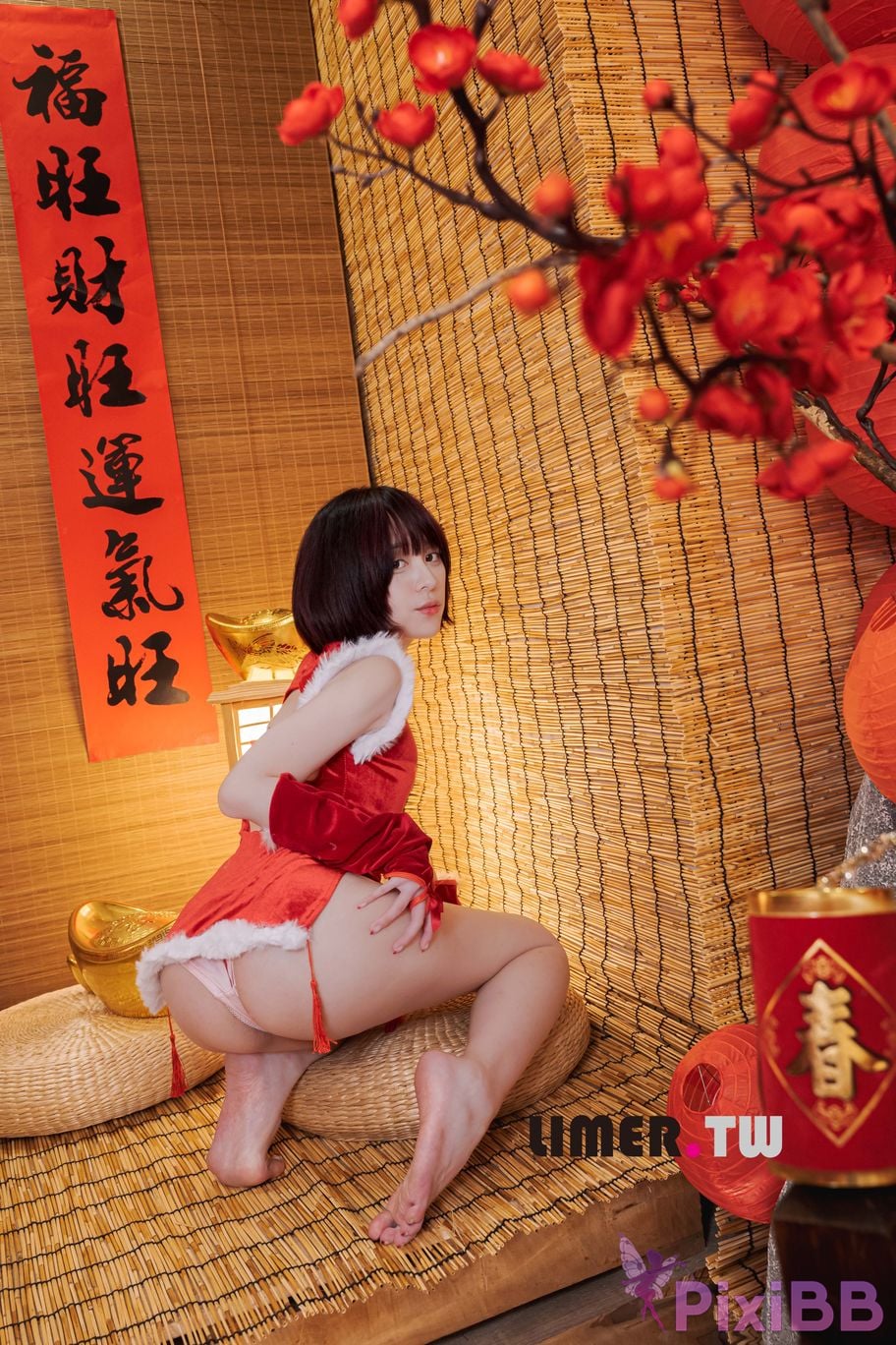 Limerence Original No.094 Yua New Year Special Bare Feet Happy PixiBB.COM 051