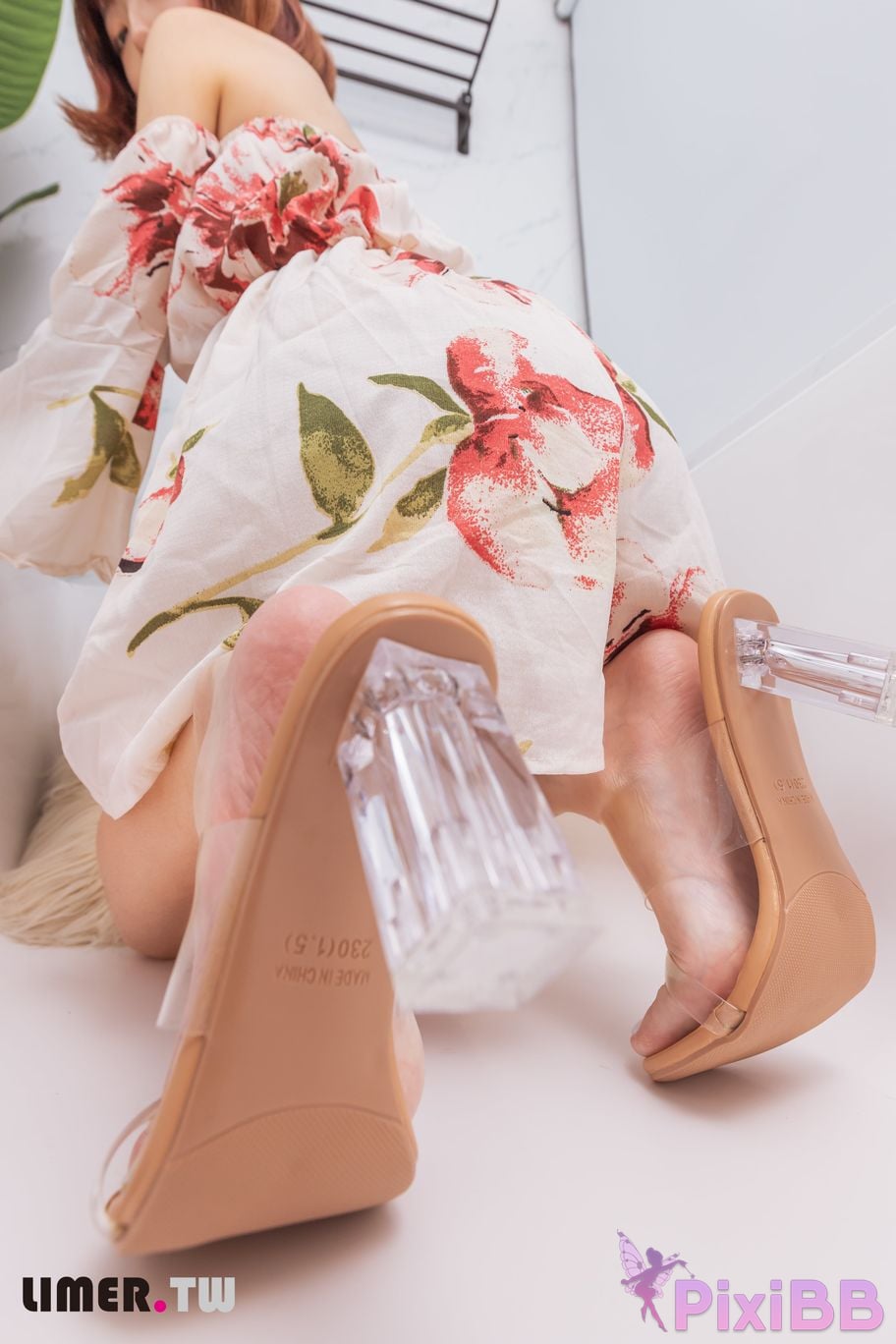 Limerence Original No.093 Small Bag Bathroom High Heels Encounter PixiBB.COM 084