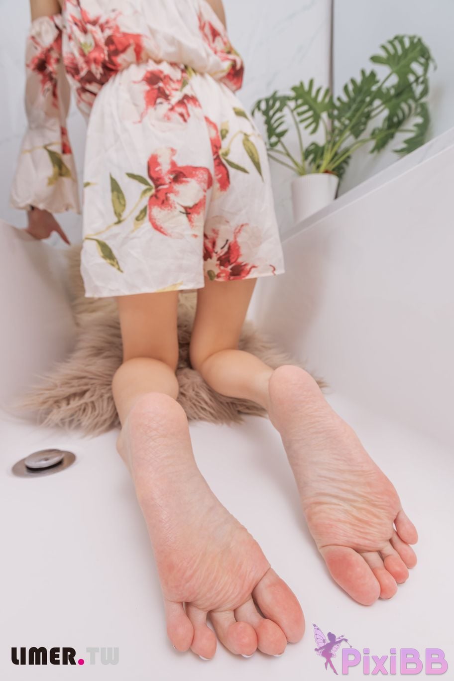 Limerence Original No.093 Small Bag Bathroom High Heels Encounter PixiBB.COM 142