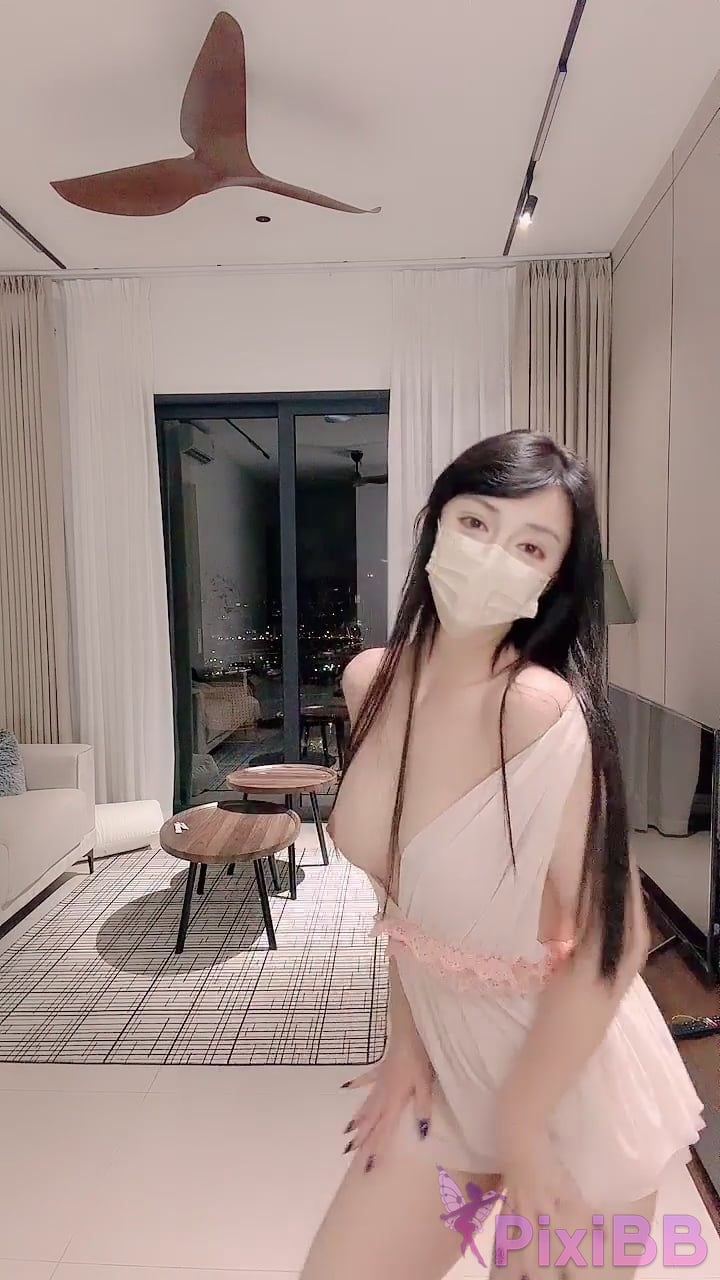 Goose Meimei Green seeds are sown into the sea Super big breasts sexy dance PixiBB.COM 033