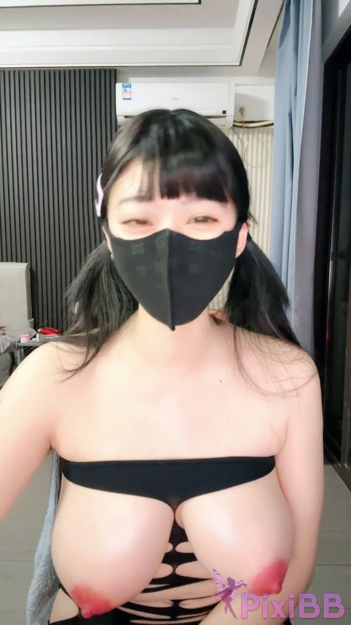 Big cute girl F pupil tsunami rare G milk Rare busty schoolgirl dances and shakes her tits wildly PixiBB.COM 024