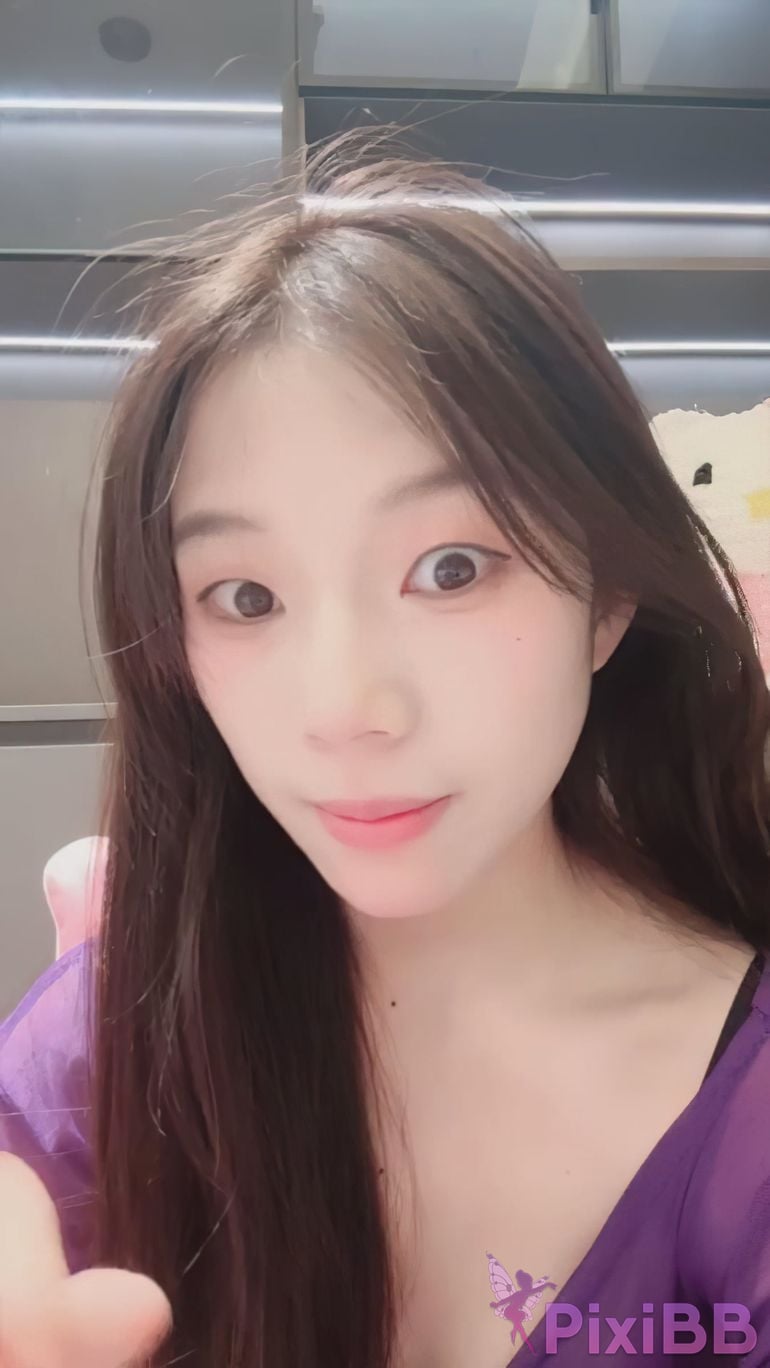 Barla Innocent girl goes into the sea Strip naked while dancing PixiBB.COM 001