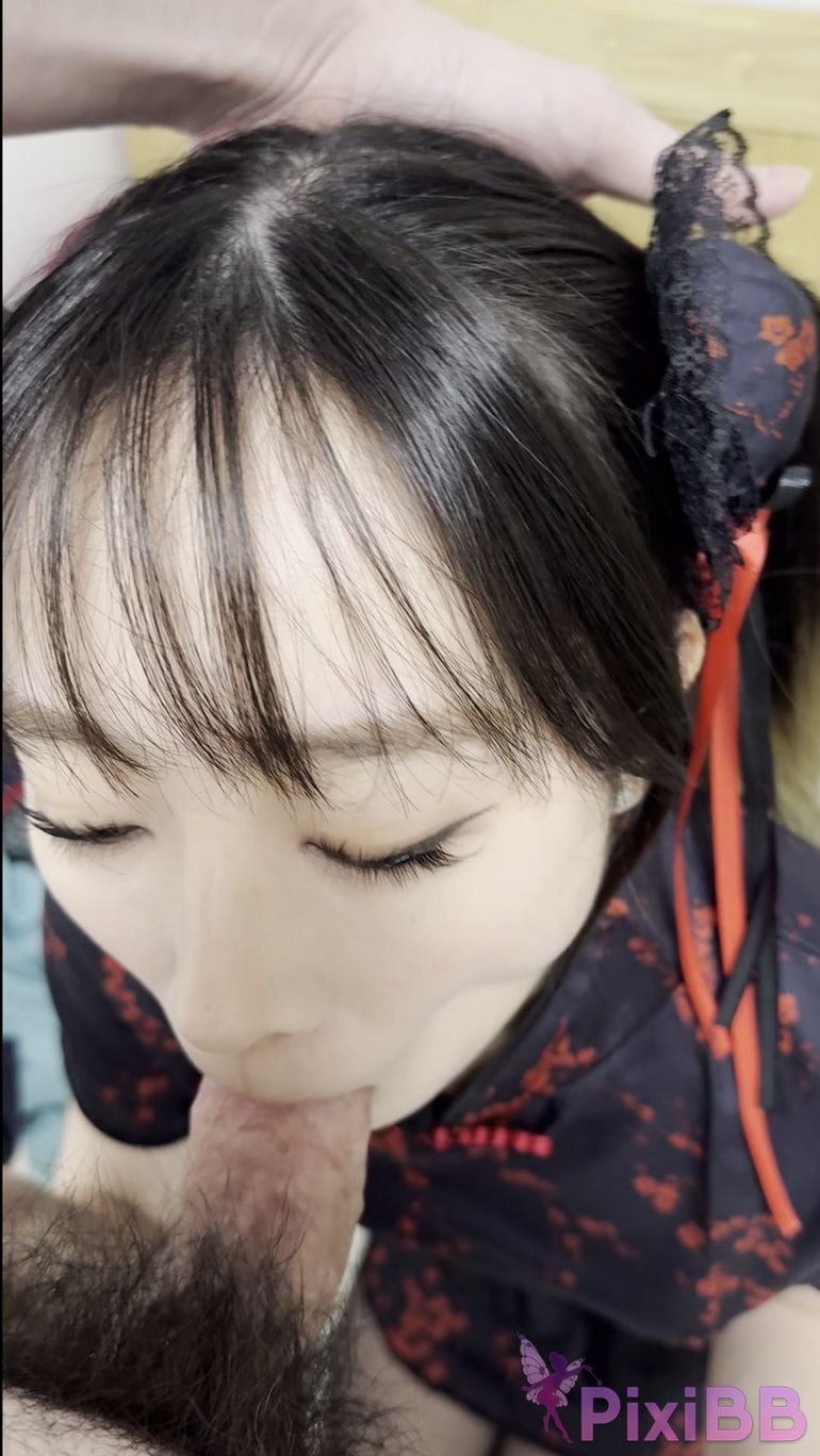 Liu Yiran Familiar face in glasses who loves cock PixiBB.COM 007