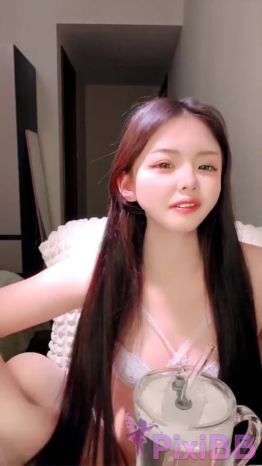 Im beautiful everywhere Wonderful performance with best friends Top two beauties recommended Stacking Arhat props for mutual assistance PixiBB.COM 002