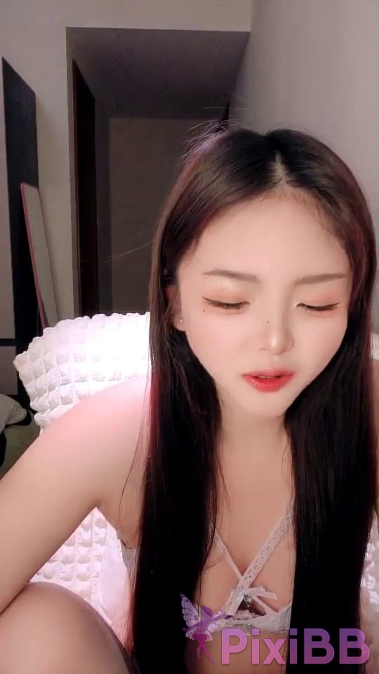 Im beautiful everywhere Wonderful performance with best friends Top two beauties recommended Stacking Arhat props for mutual assistance PixiBB.COM 013