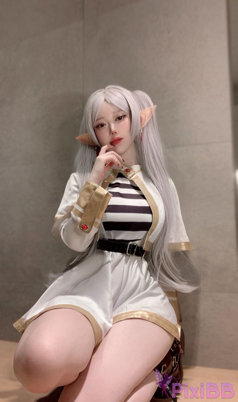 Evawish Frieren PixiBB.COM