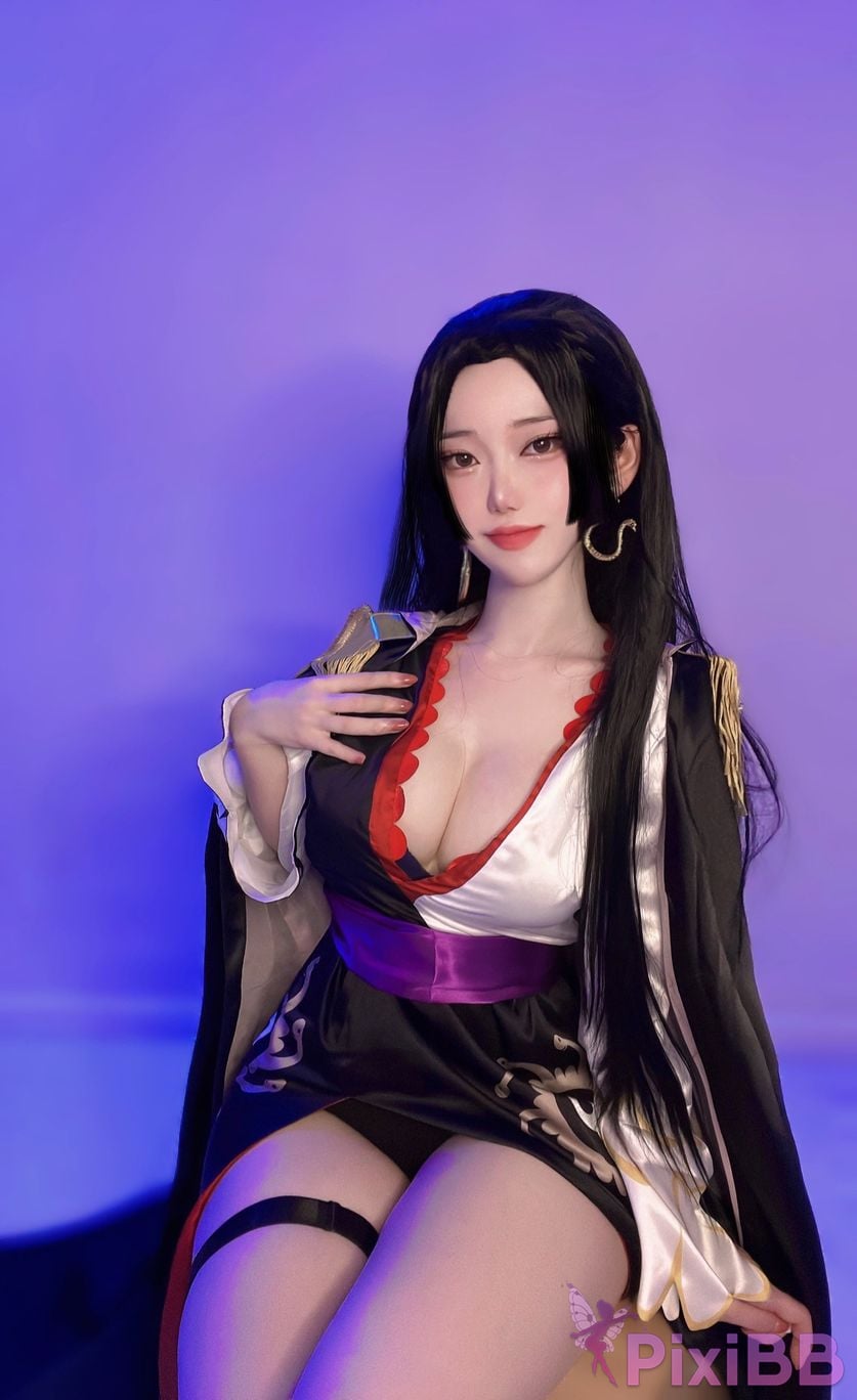 Evawish Boa Hancock PixiBB.COM 4