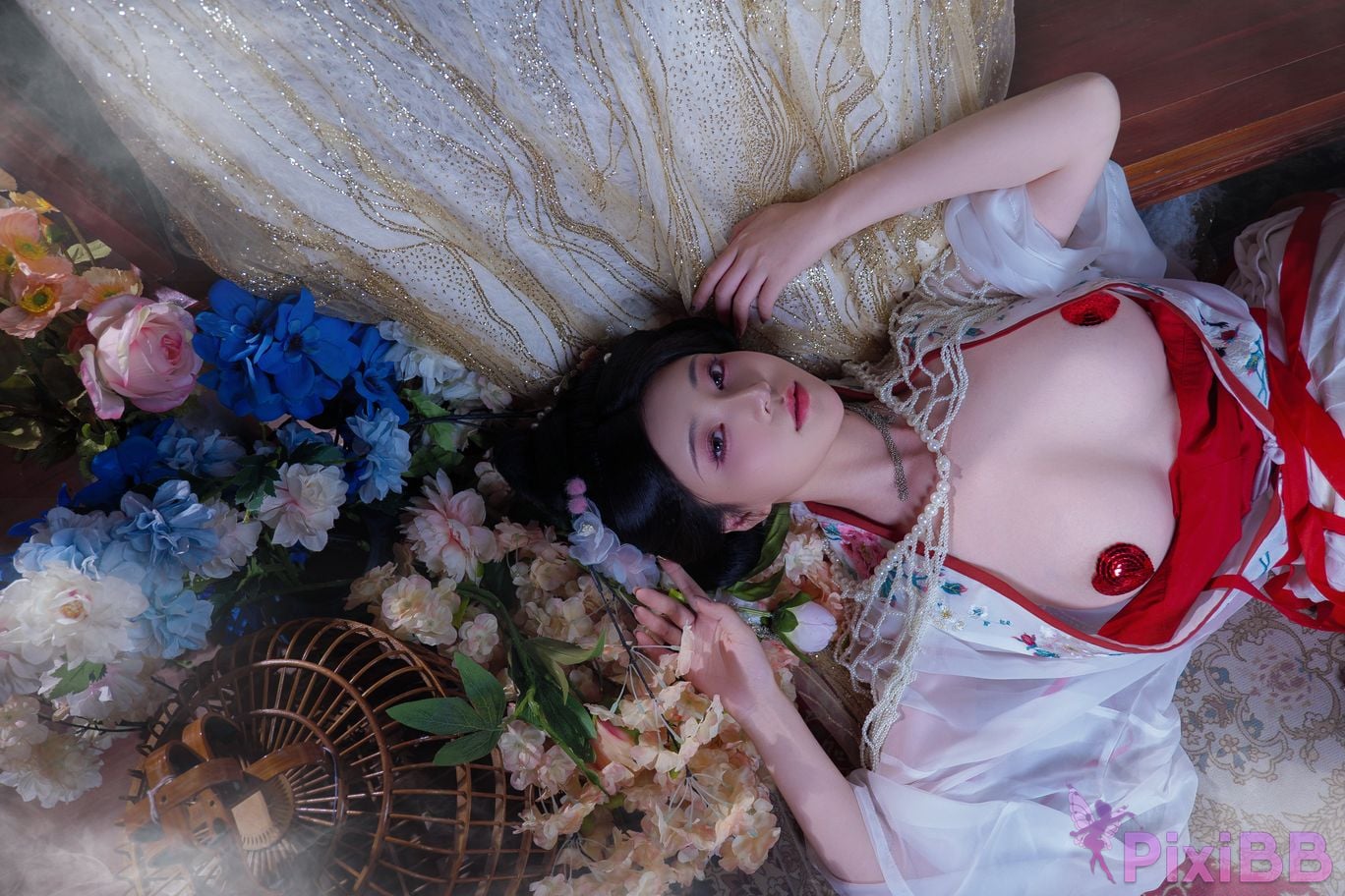 Coser Nnian PixiBB.COM 078