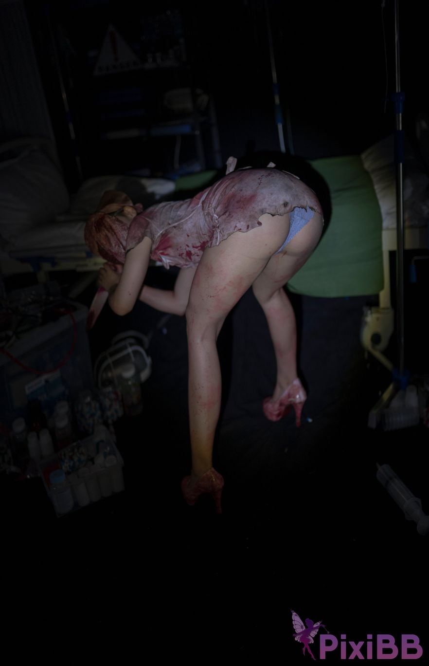 Cosplayer Bangni Bonnie silent hill nurse PixiBB.COM 015.JPG