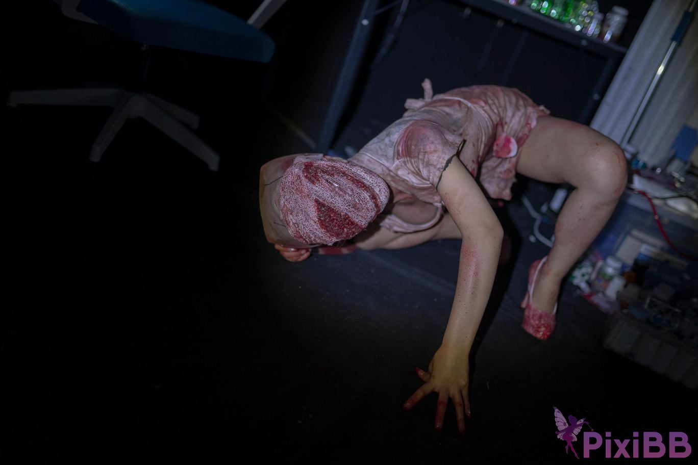 Cosplayer Bangni Bonnie silent hill nurse PixiBB.COM 037.JPG