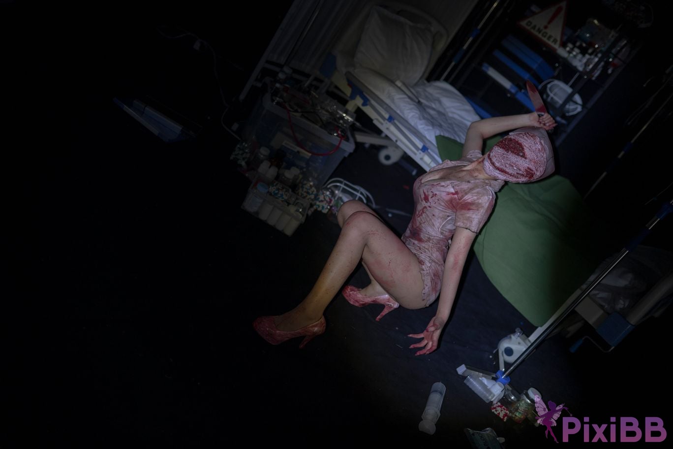 Cosplayer Bangni Bonnie silent hill nurse PixiBB.COM 038.JPG
