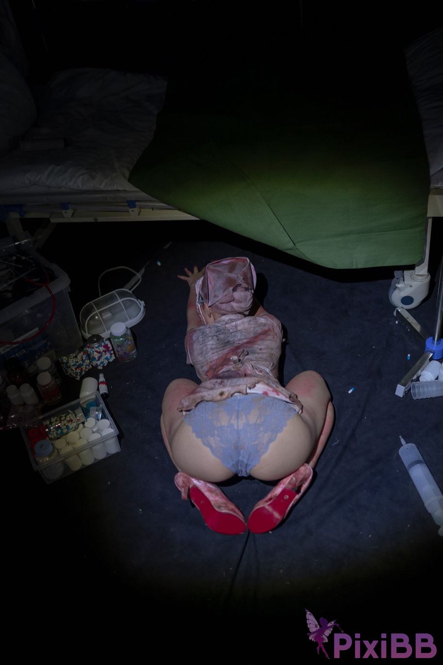 Cosplayer Bangni Bonnie silent hill nurse PixiBB.COM 053.JPG