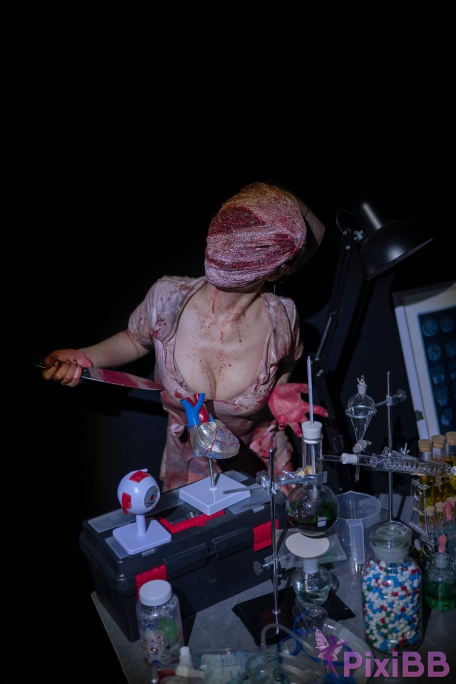 Cosplayer Bangni Bonnie silent hill nurse PixiBB.COM 074.JPG