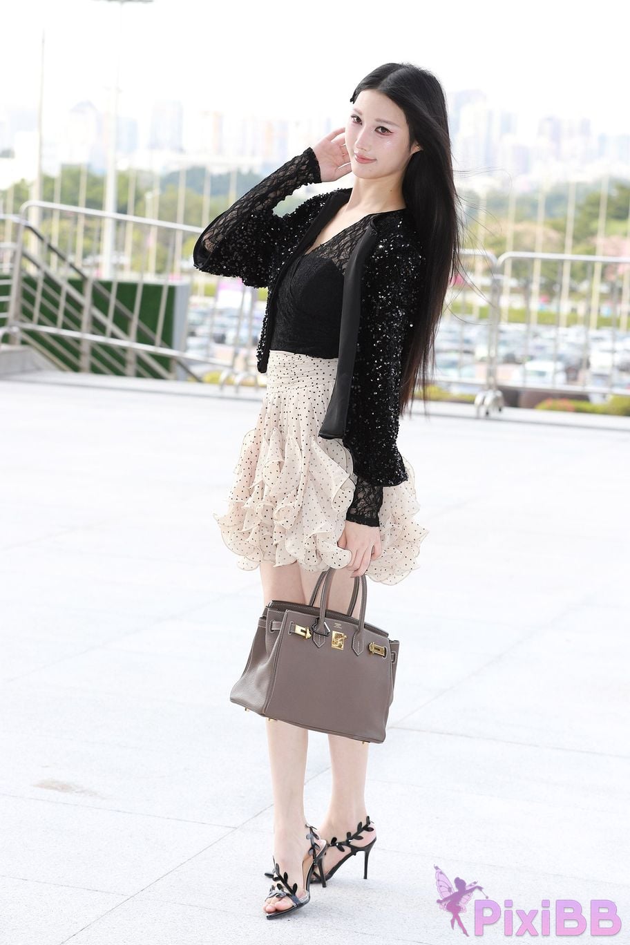 Featured Street Photography Works No.5381 Beautiful legs internet celebrity girl Xia Xi PixiBB.COM 008