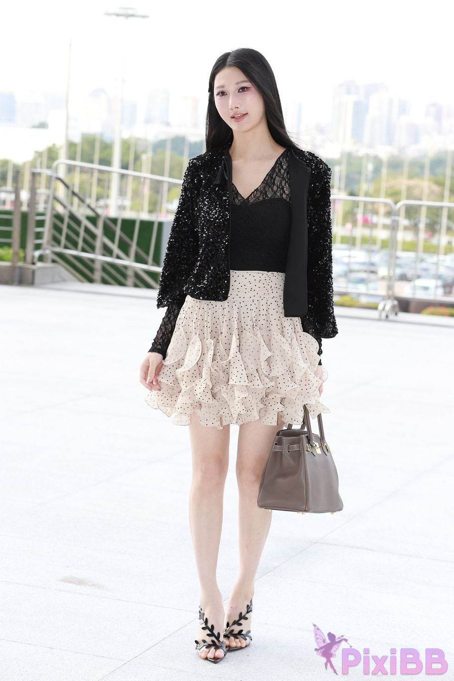 Featured Street Photography Works No.5381 Beautiful legs internet celebrity girl Xia Xi PixiBB.COM 014