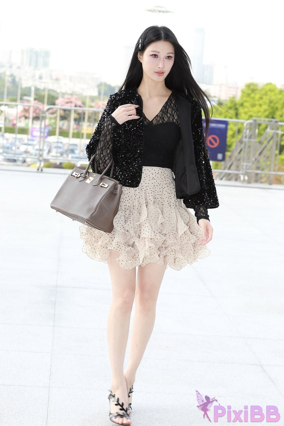 Featured Street Photography Works No.5381 Beautiful legs internet celebrity girl Xia Xi PixiBB.COM 026