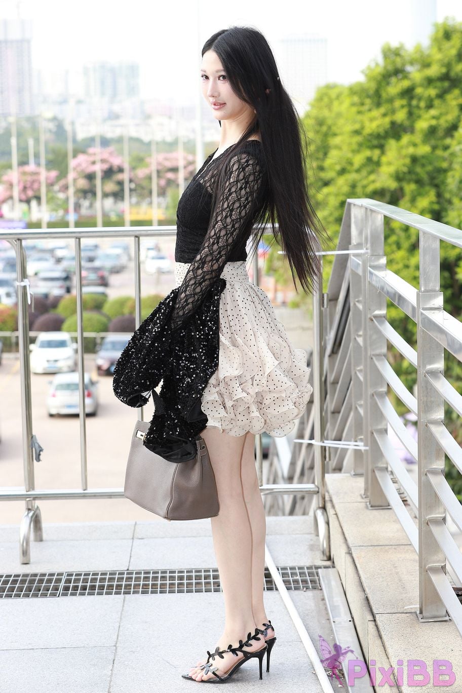 Featured Street Photography Works No.5381 Beautiful legs internet celebrity girl Xia Xi PixiBB.COM 059