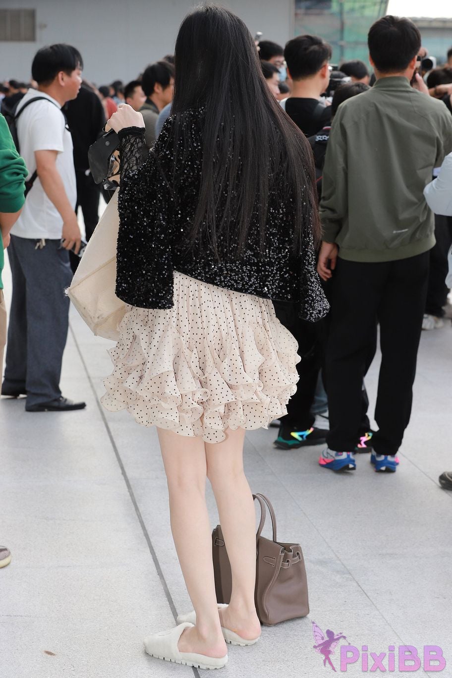 Featured Street Photography Works No.5381 Beautiful legs internet celebrity girl Xia Xi PixiBB.COM 097