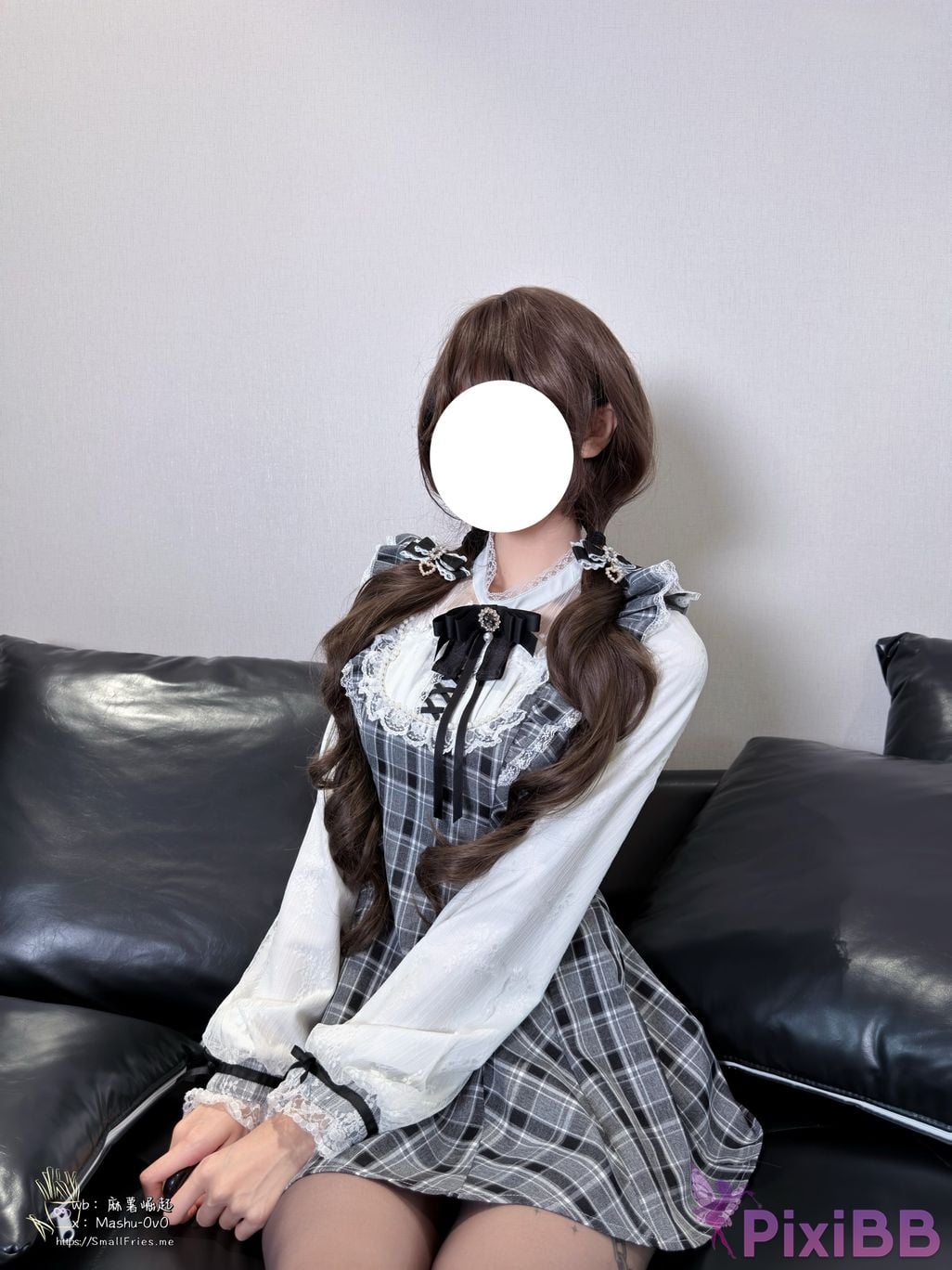 Cosplayer Mochi is delicious 3 Moon shot casually PixiBB.COM 043