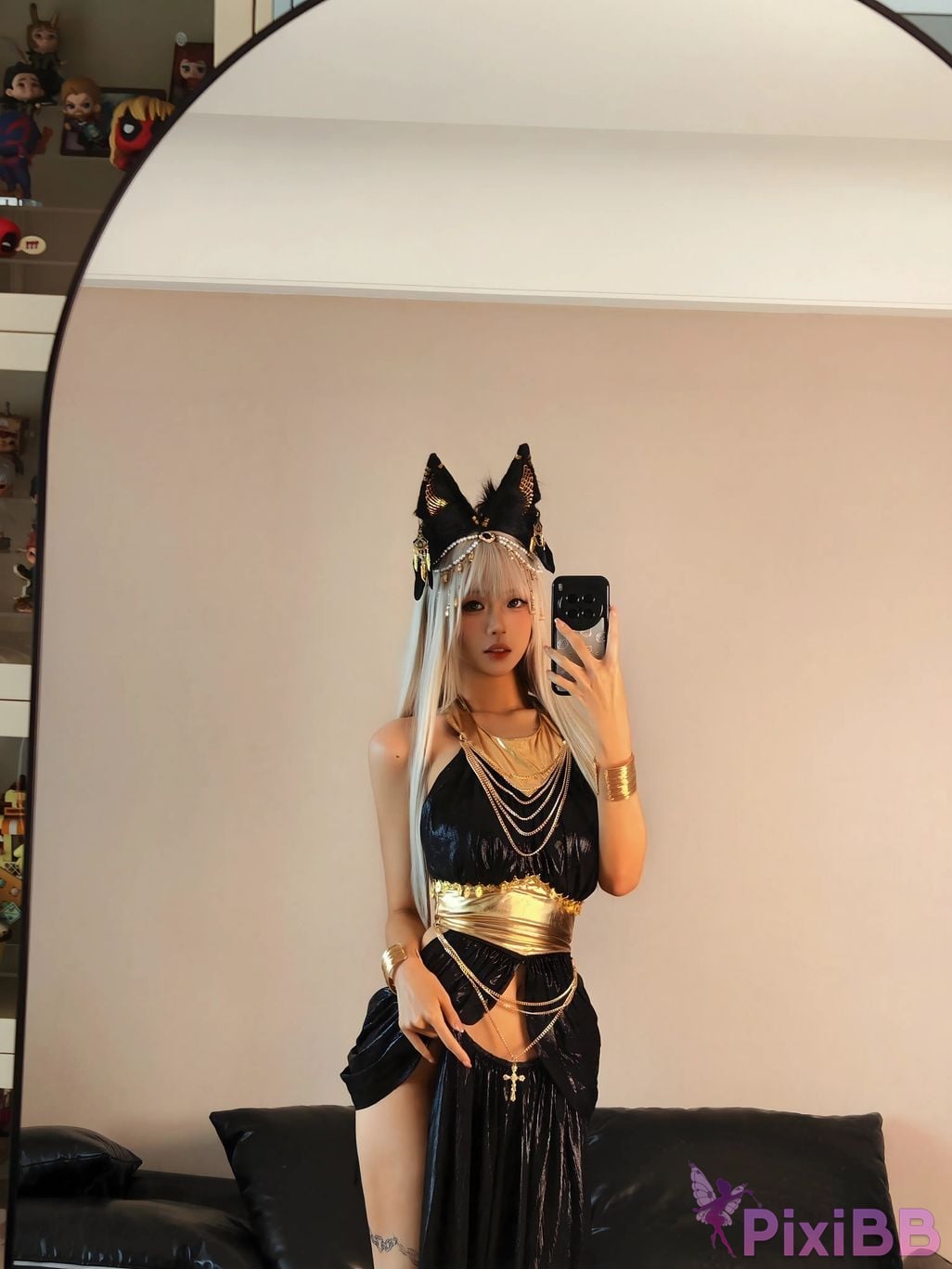 Cosplayer Mochi is delicious egyptian meow PixiBB.COM 032