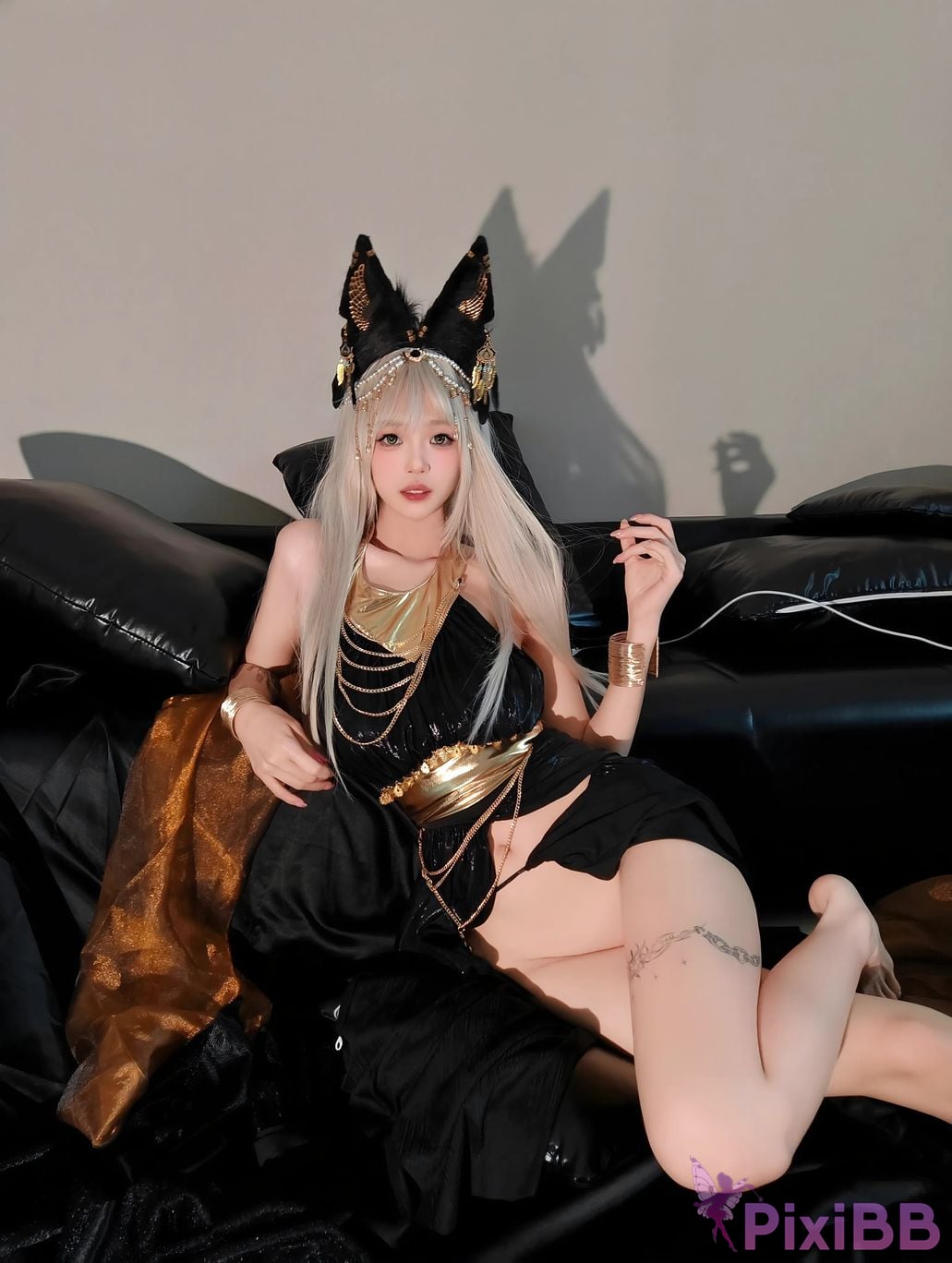 Cosplayer Mochi is delicious egyptian meow PixiBB.COM 058