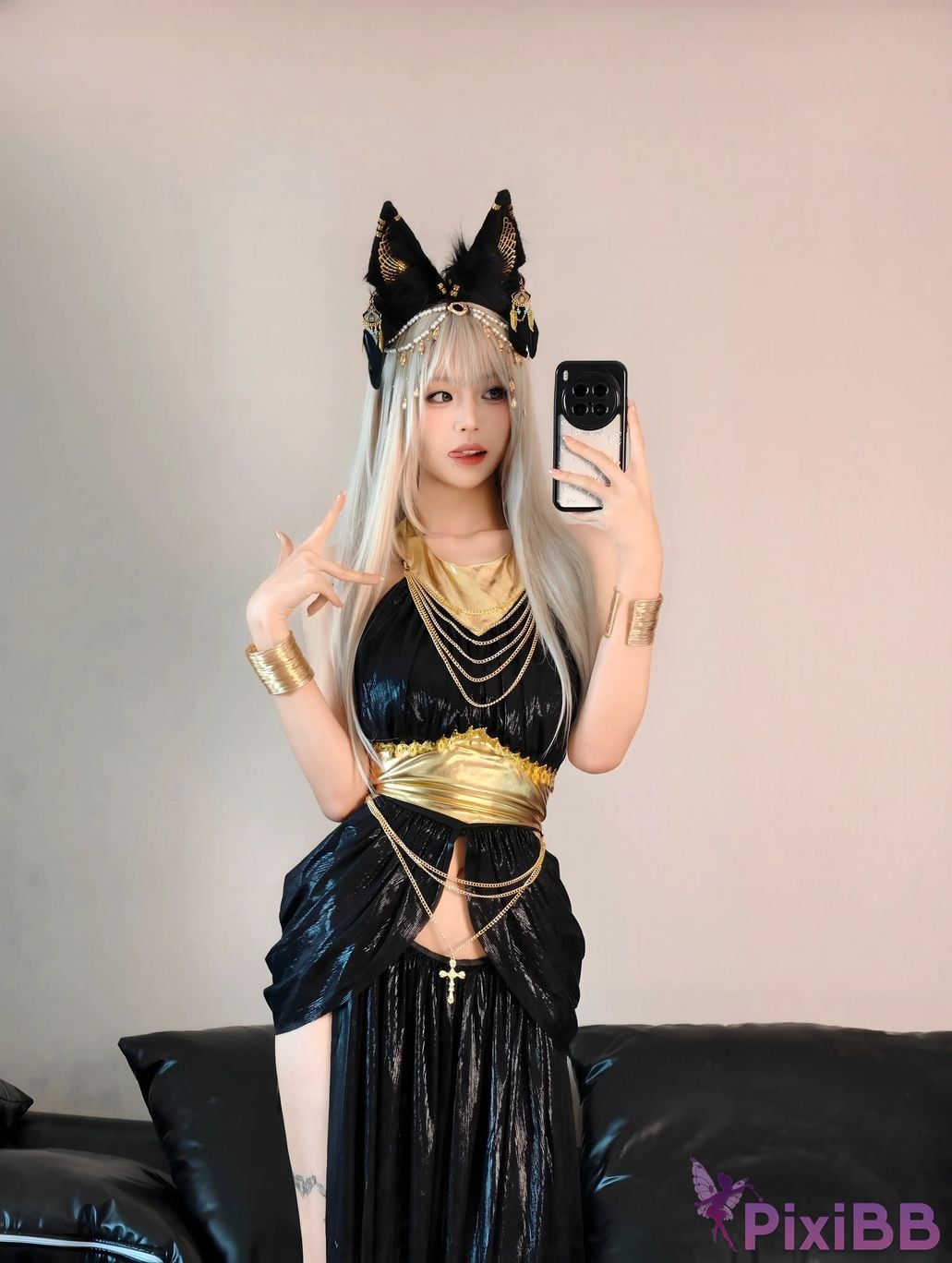 Cosplayer Mochi is delicious egyptian meow PixiBB.COM 059