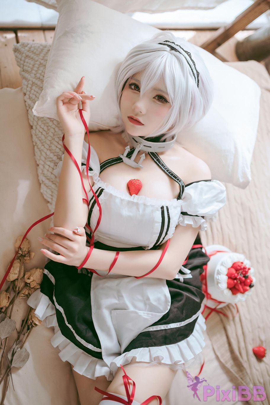 Cosplayer I s i t a b e r c u azur lane Sirius PixiBB.COM 020