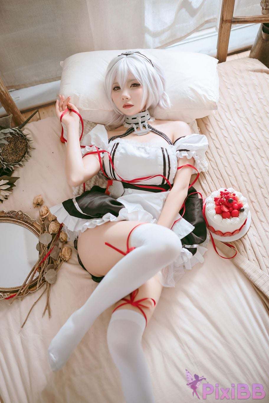 Cosplayer I s i t a b e r c u azur lane Sirius PixiBB.COM 022