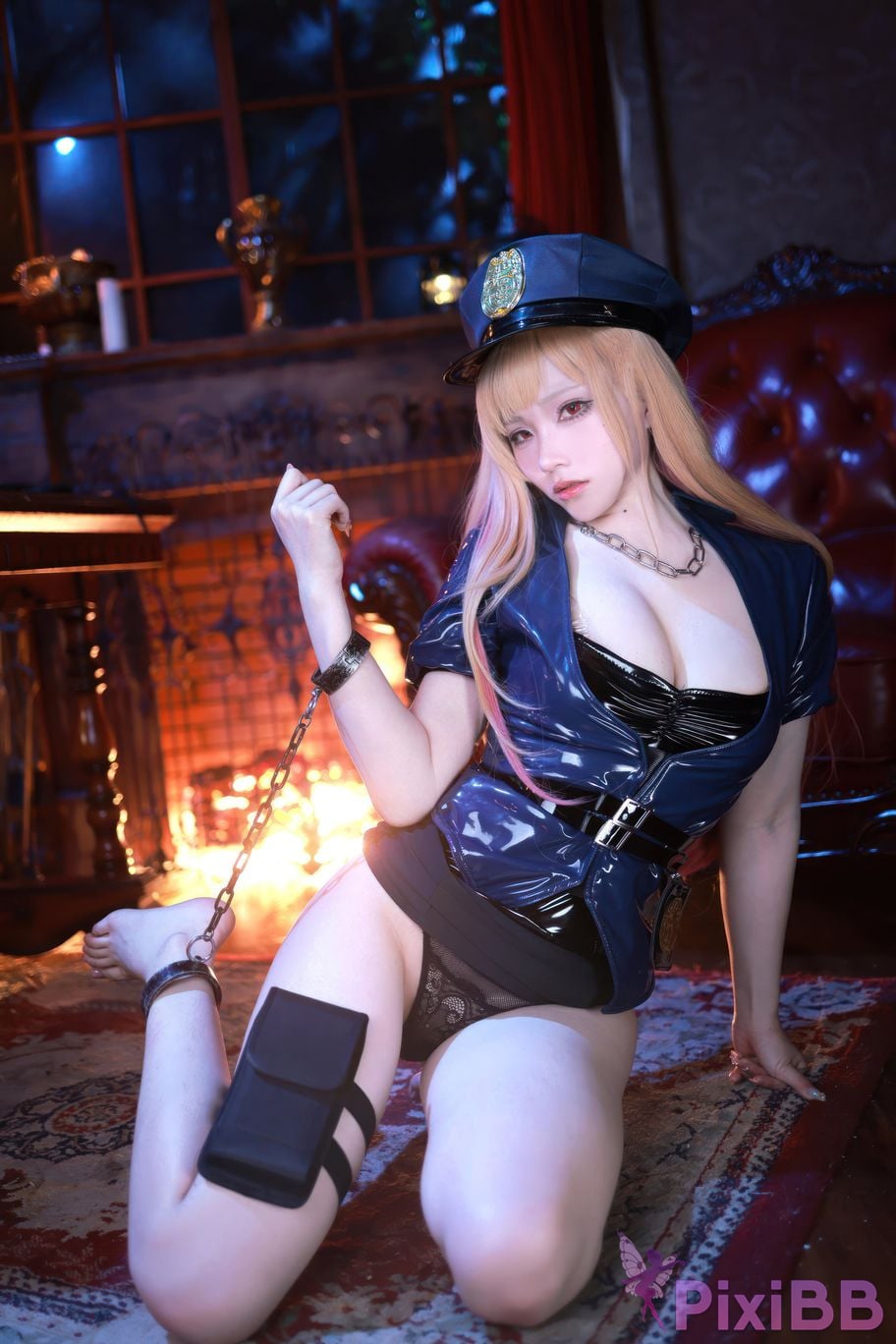 Cosplayer cheese cubes wii Kitagawa Uimu Policewoman PixiBB.COM 017