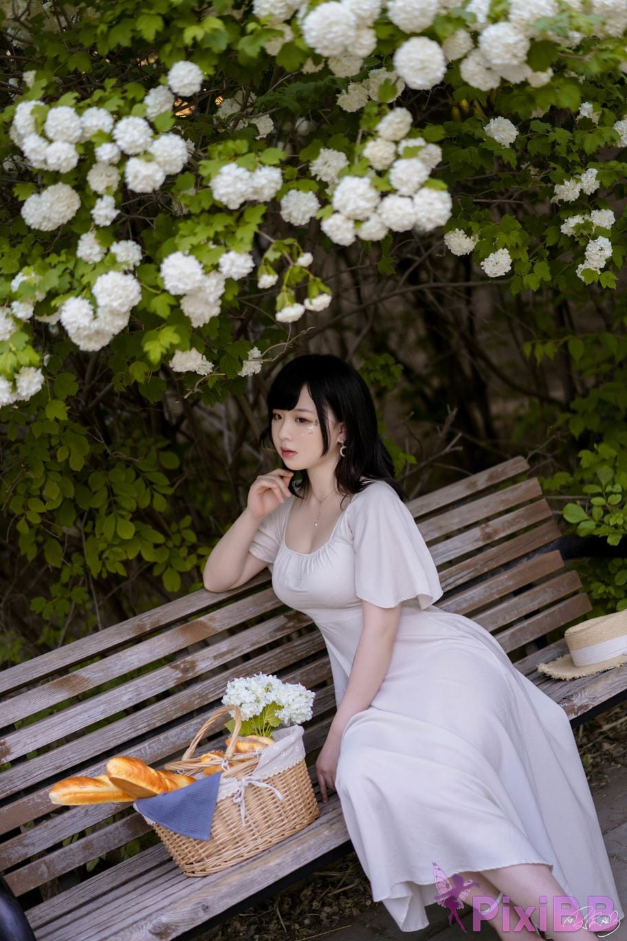 Cosplayer Pipi Nai is so cute hydrangeas PixiBB.COM 002