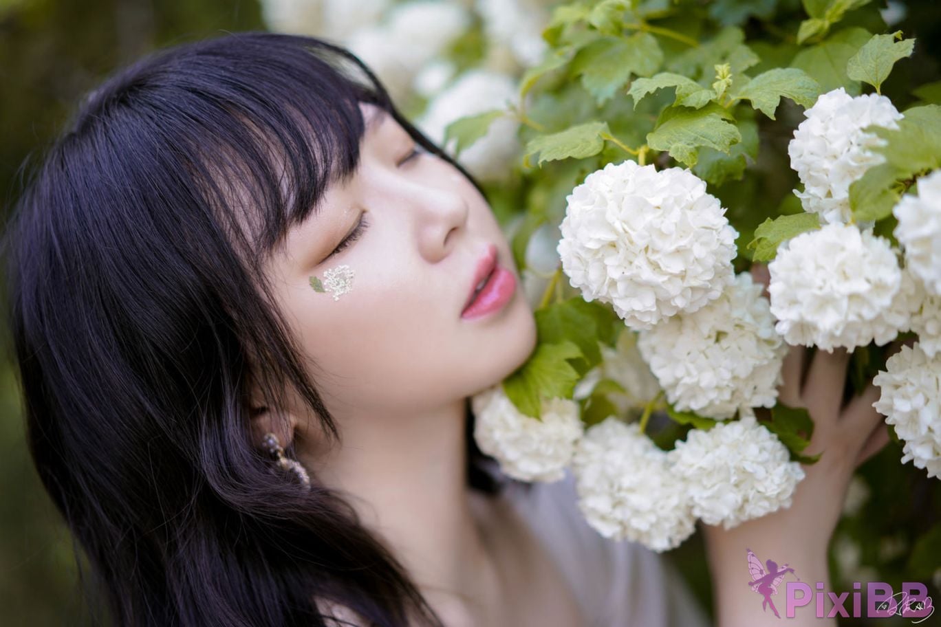 Cosplayer Pipi Nai is so cute hydrangeas PixiBB.COM 006