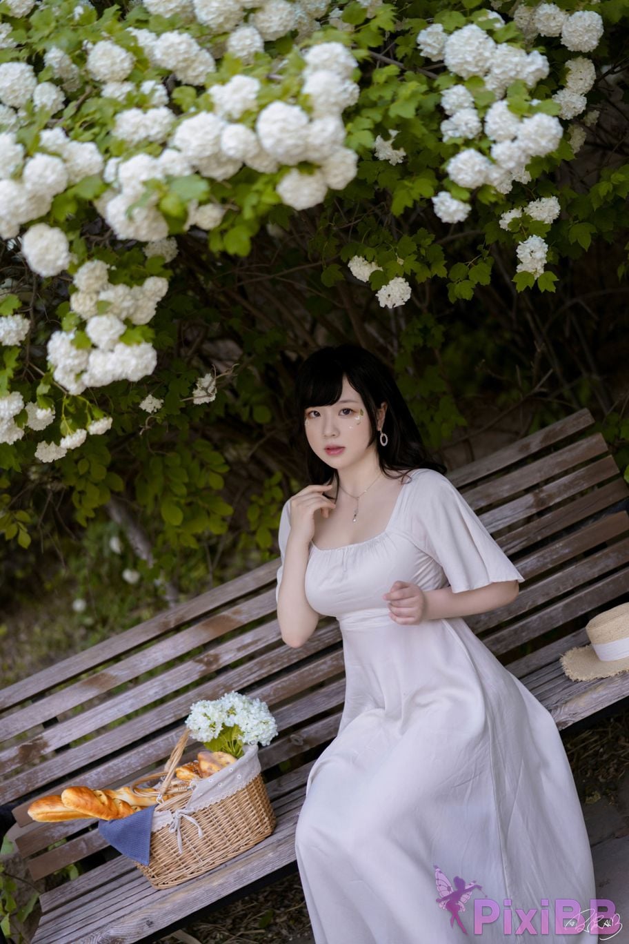 Cosplayer Pipi Nai is so cute hydrangeas PixiBB.COM 007