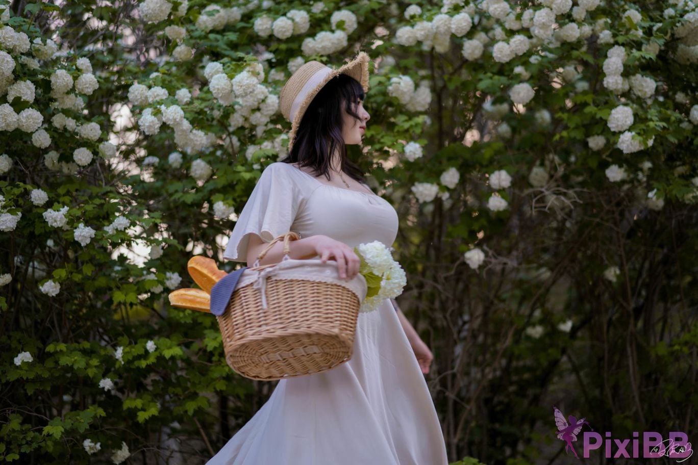 Cosplayer Pipi Nai is so cute hydrangeas PixiBB.COM 008