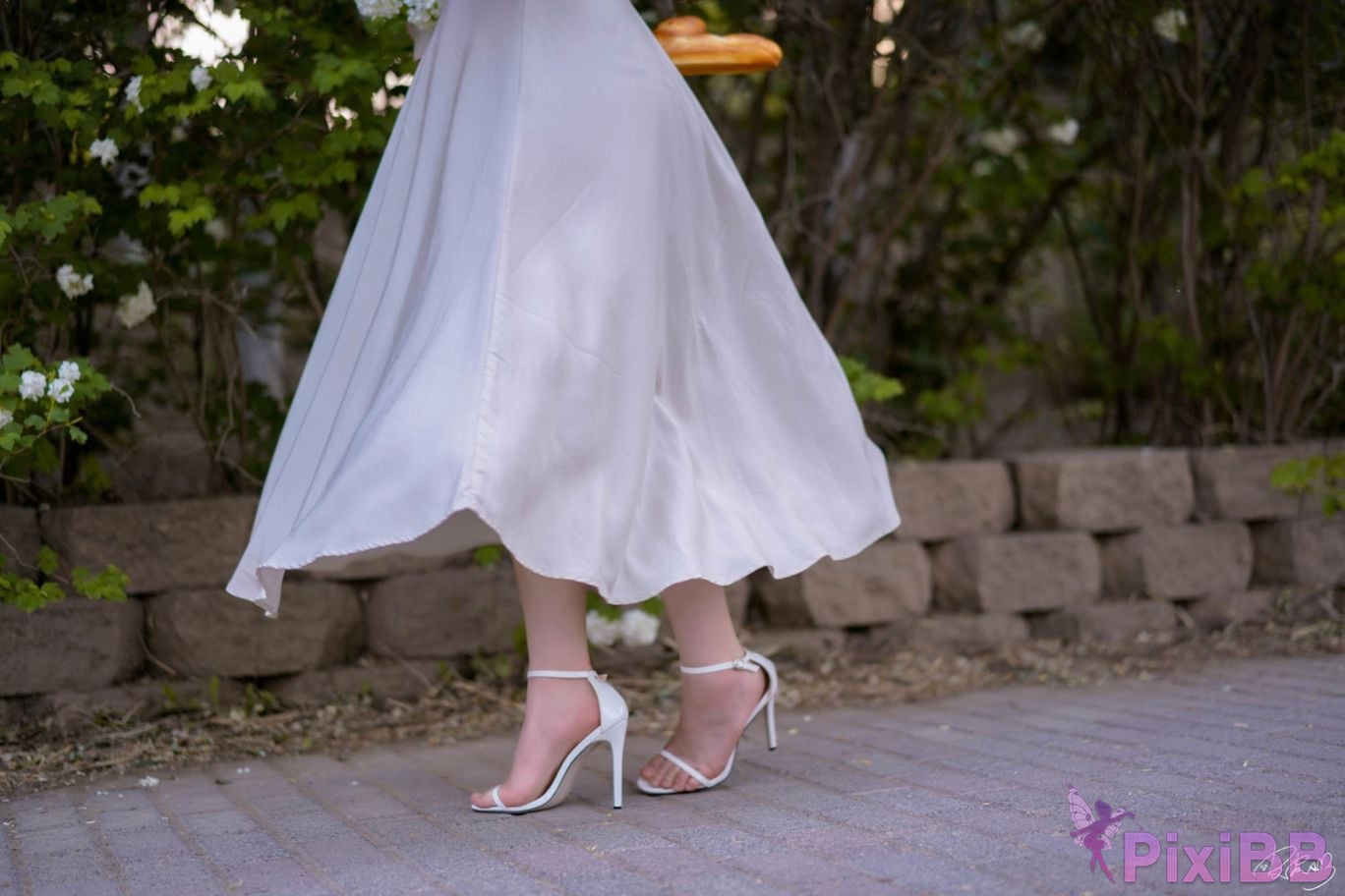 Cosplayer Pipi Nai is so cute hydrangeas PixiBB.COM 010